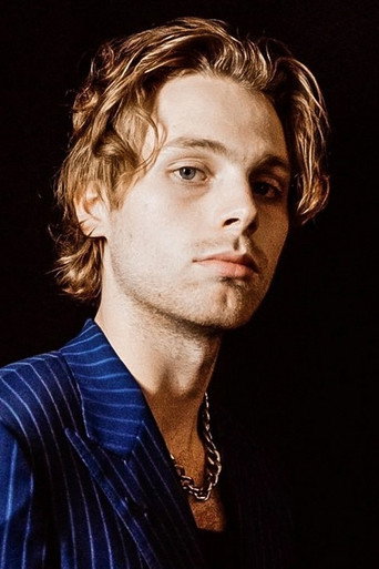 Luke Hemmings